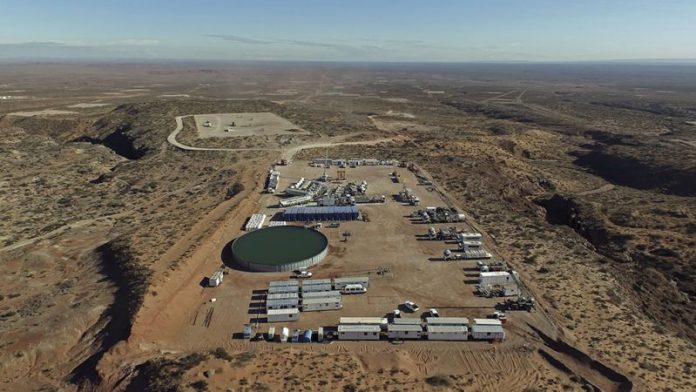 Vaca Muerta alcanzó un récord de producción con 305 mil barriles/día en septiembre