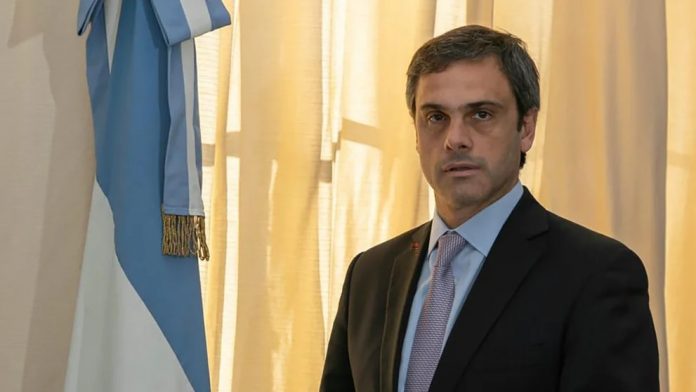 Representantes del agro se reunieron con el titular de la Aduana, y el secretario de Agricultura, para tratar el impacto del tributo y evitar el impacto en los precios de sus productos